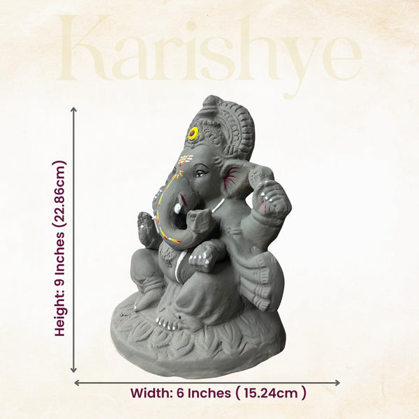 Idol size — height 9 inches (22.86 cm), width 6 inches (15.24 cm)